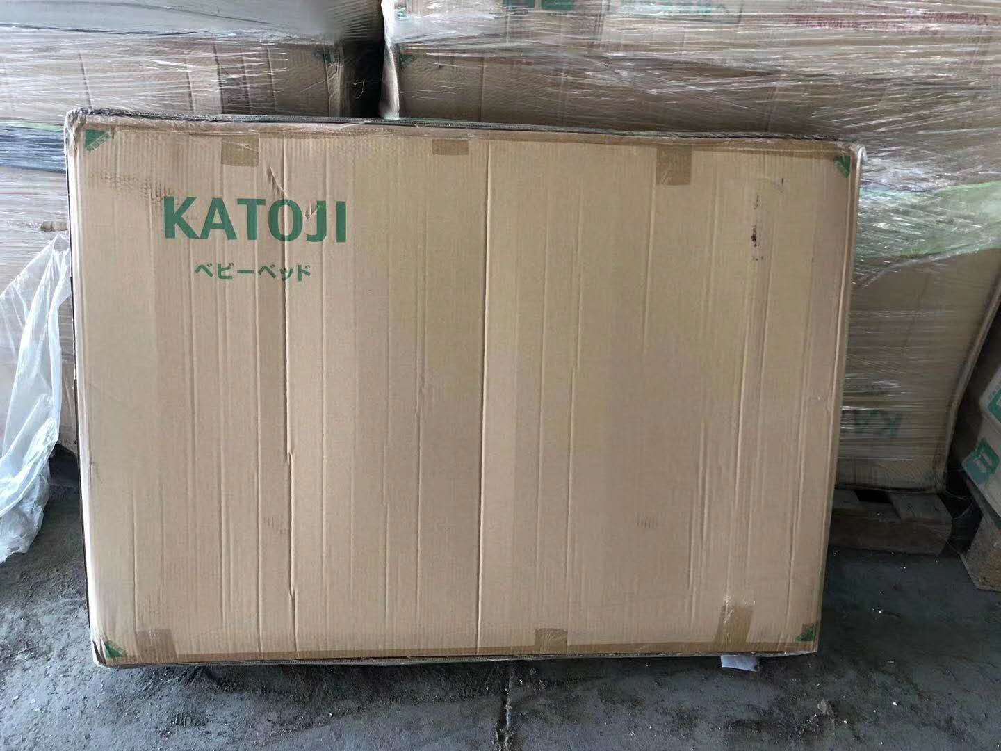 日本原单KATOJI品牌婴儿床，全榉木，全新库存300套 