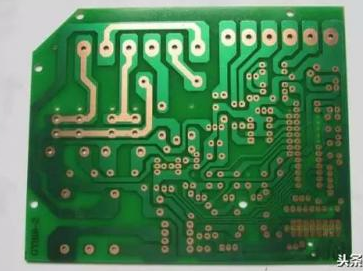 PCB板和集成电路的特性与差别的详细介绍